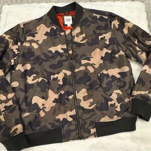 GAP Women’s Lg Camo Bomber Jacket